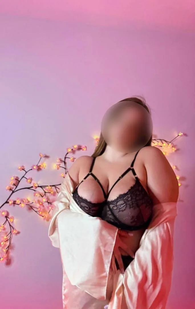 Busty Amelia Massage - zdjęcie profilowe, Warszawa