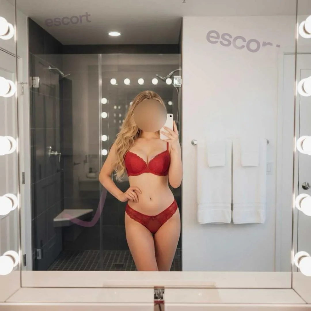 Your Blondie - zdjęcie 2, Wrocław