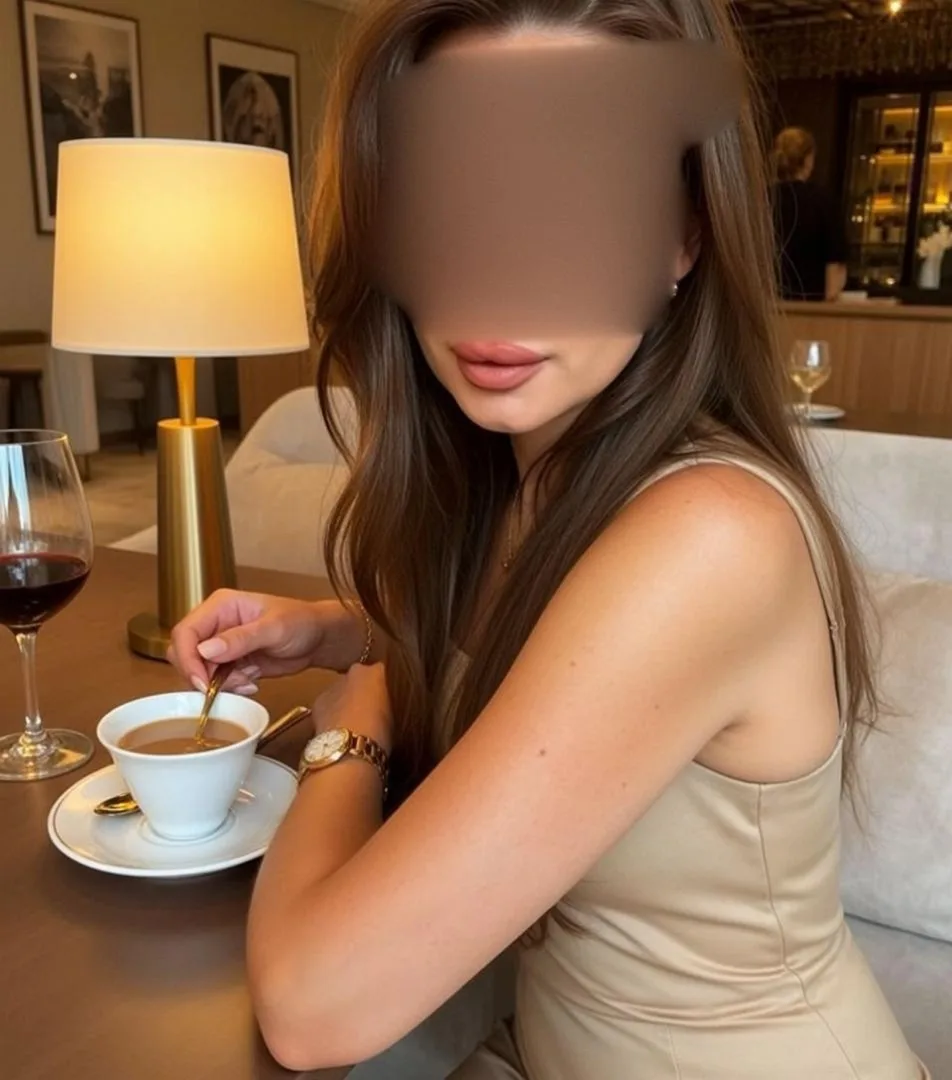 Amber VIP Latina - zdjęcie 2, Kraków