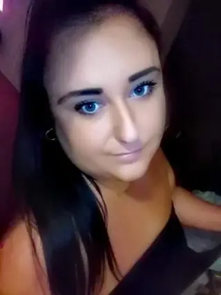 Ogłoszenie towarzyskie Radomsko - Poniedziałek od godz 15 będę 2 dni Klaudia