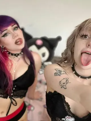Ogłoszenie towarzyskie - Nauczycielki - Dostępne 24/7 - Najlepsze pokazy i sexchat