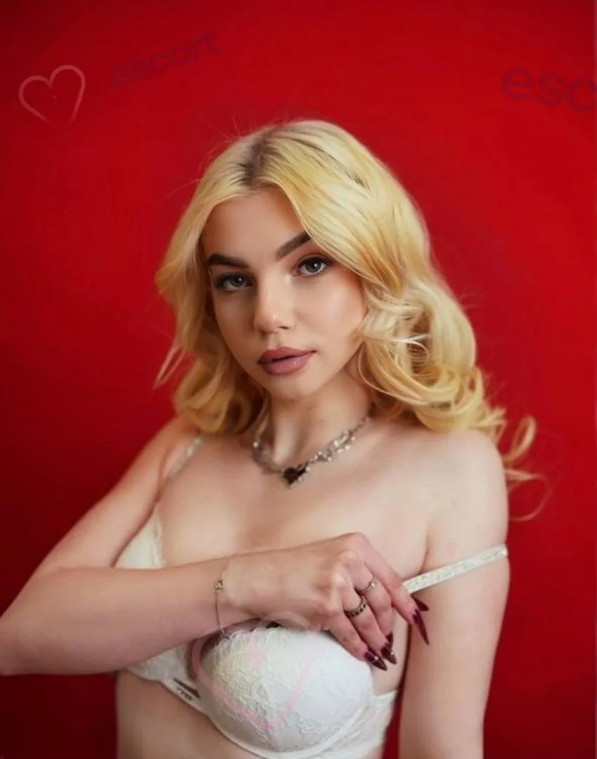 KAROLINKA - zdjęcie profilowe, Warszawa