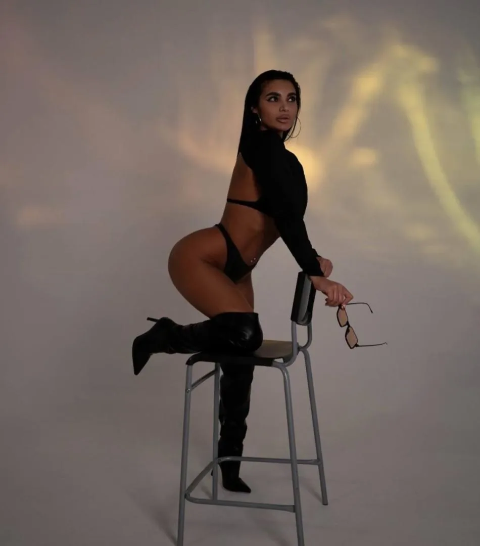 Anitta - zdjęcie profilowe, Warszawa