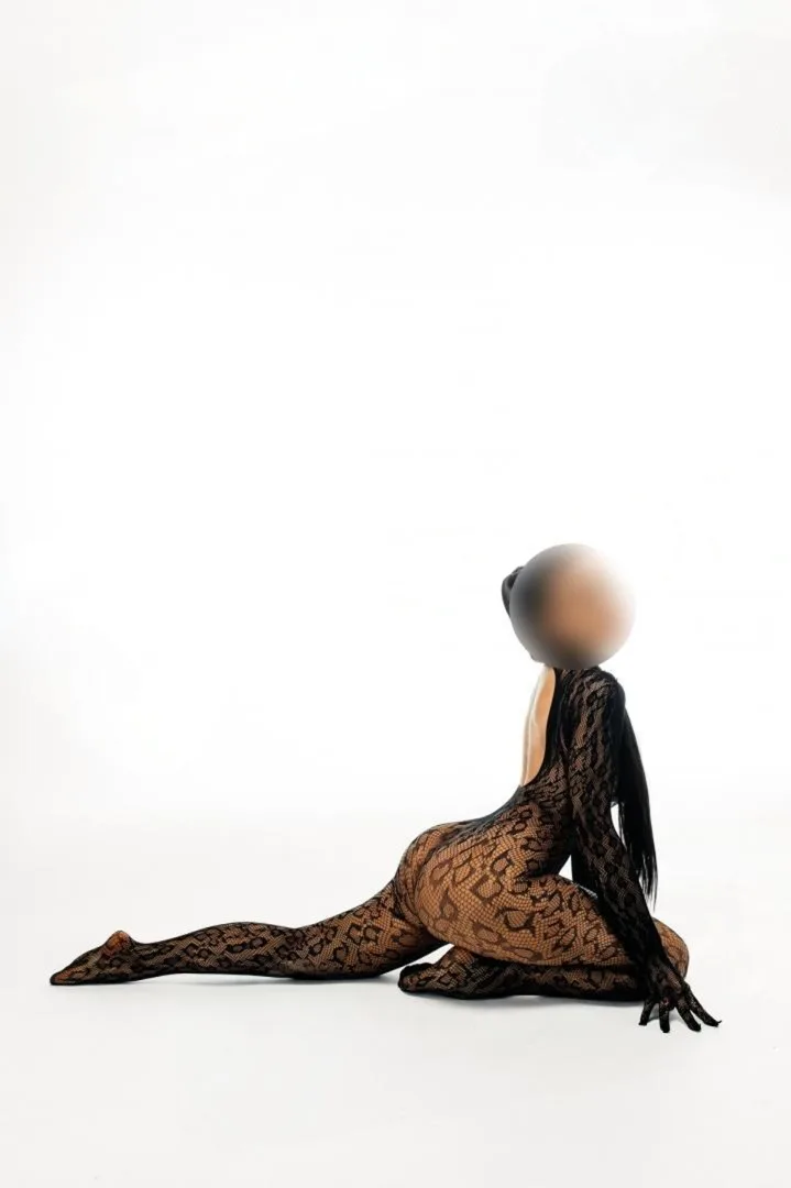 Naomi - zdjęcie 4, Warszawa