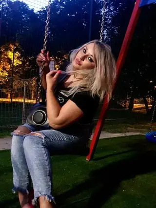 Ogłoszenie towarzyskie Ostrów Mazowiecka - Karolcia