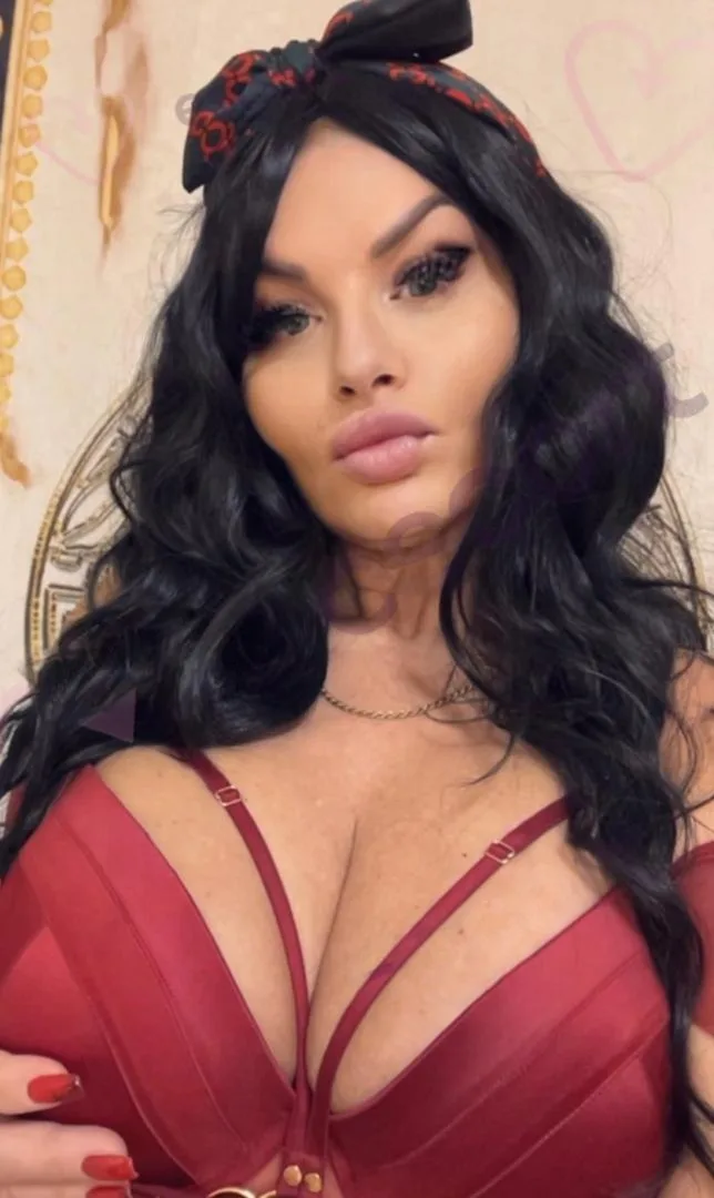 Miranda taniec striptis i wytrysk - zdjęcie 6