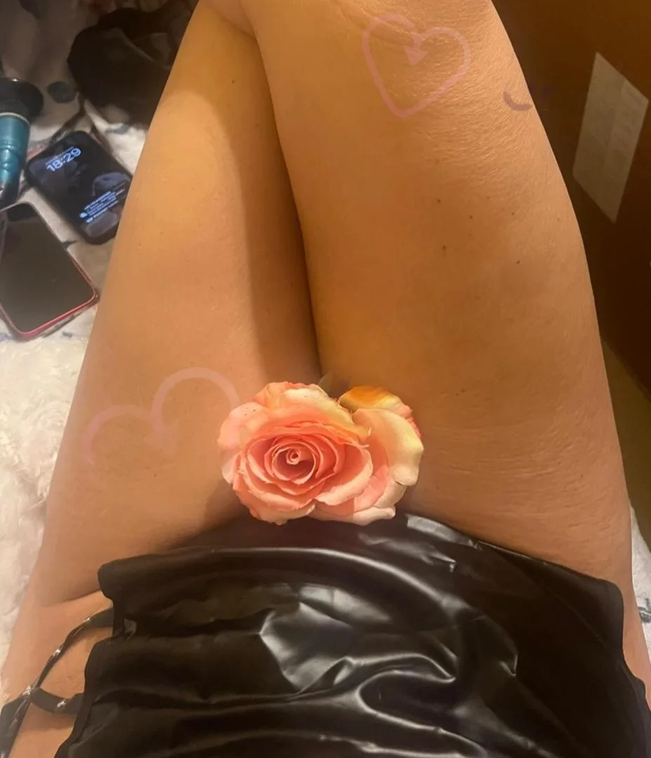 Miranda taniec striptis i wytrysk - zdjęcie 4