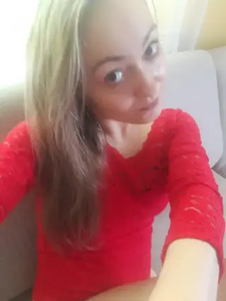 Ogłoszenie towarzyskie - 18 latka zaprasza