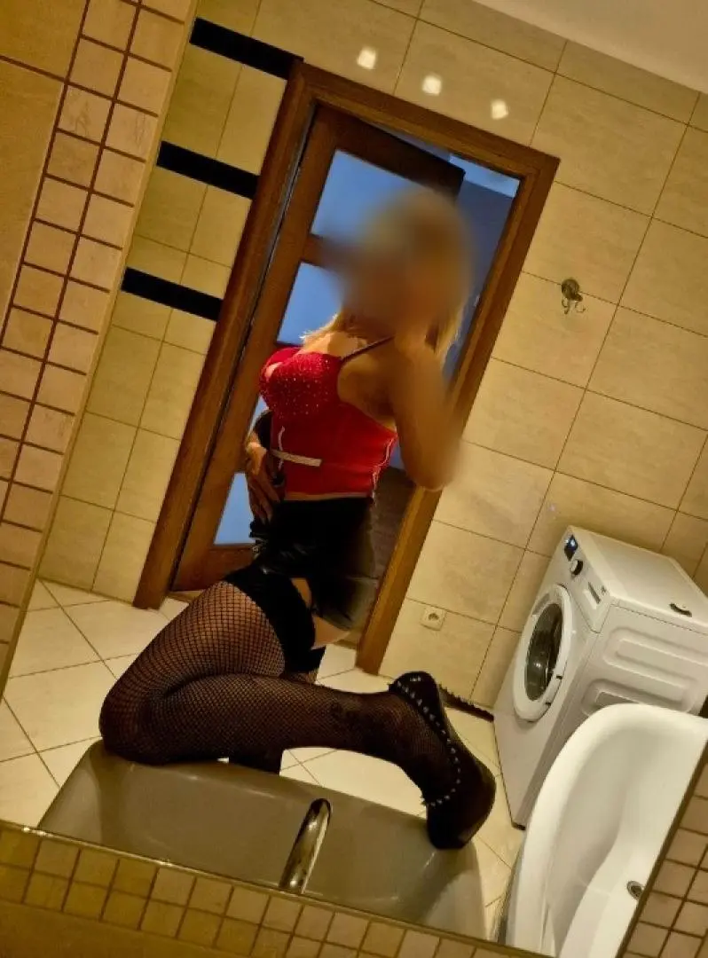 Wt, Śr , Czw , Słodka kotka ! - zdjęcie 3, Łańcut