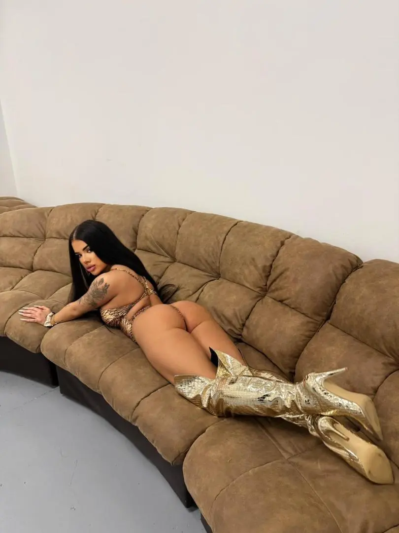 NINA - zdjęcie profilowe, Warszawa