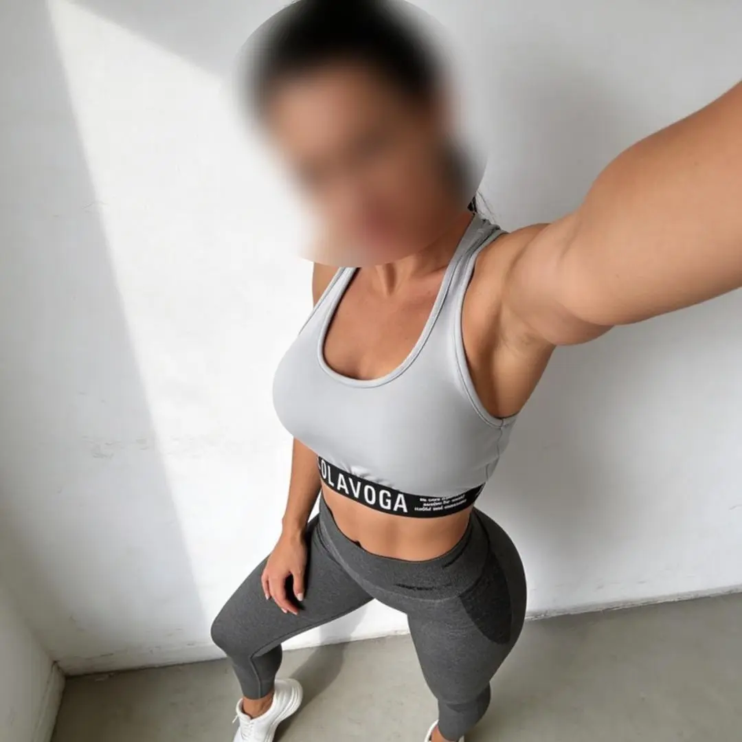 fit milf sexbomb - zdjęcie 2