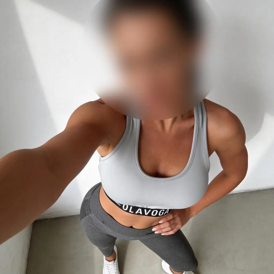 fit milf sexbomb - zdjęcie 3