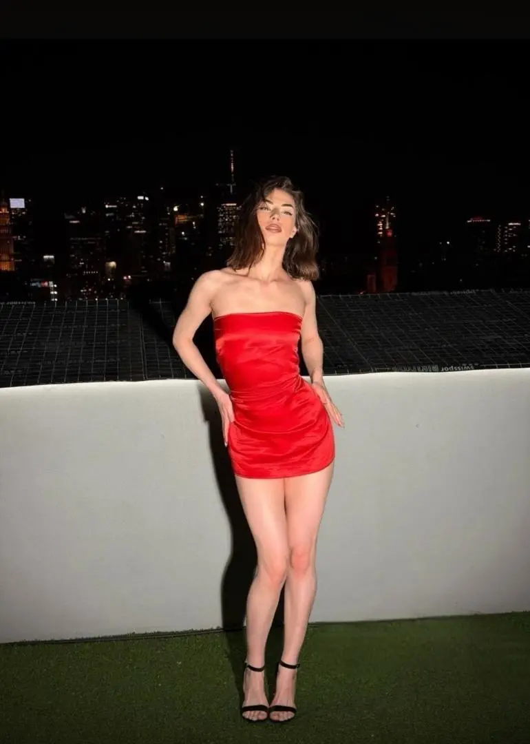 Kira Sky - zdjęcie profilowe, Warszawa