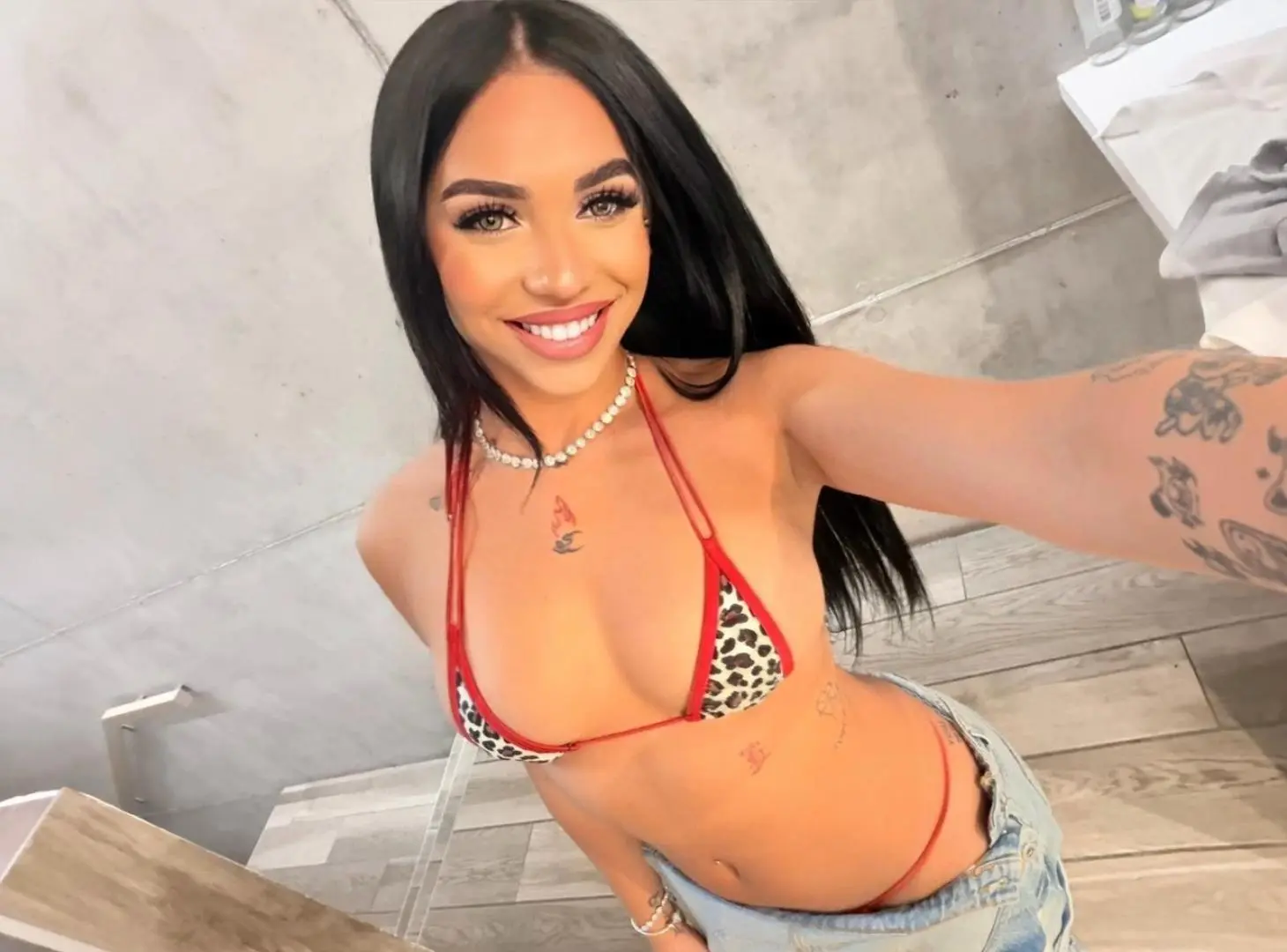 Anal Latina - zdjęcie profilowe, Wrocław