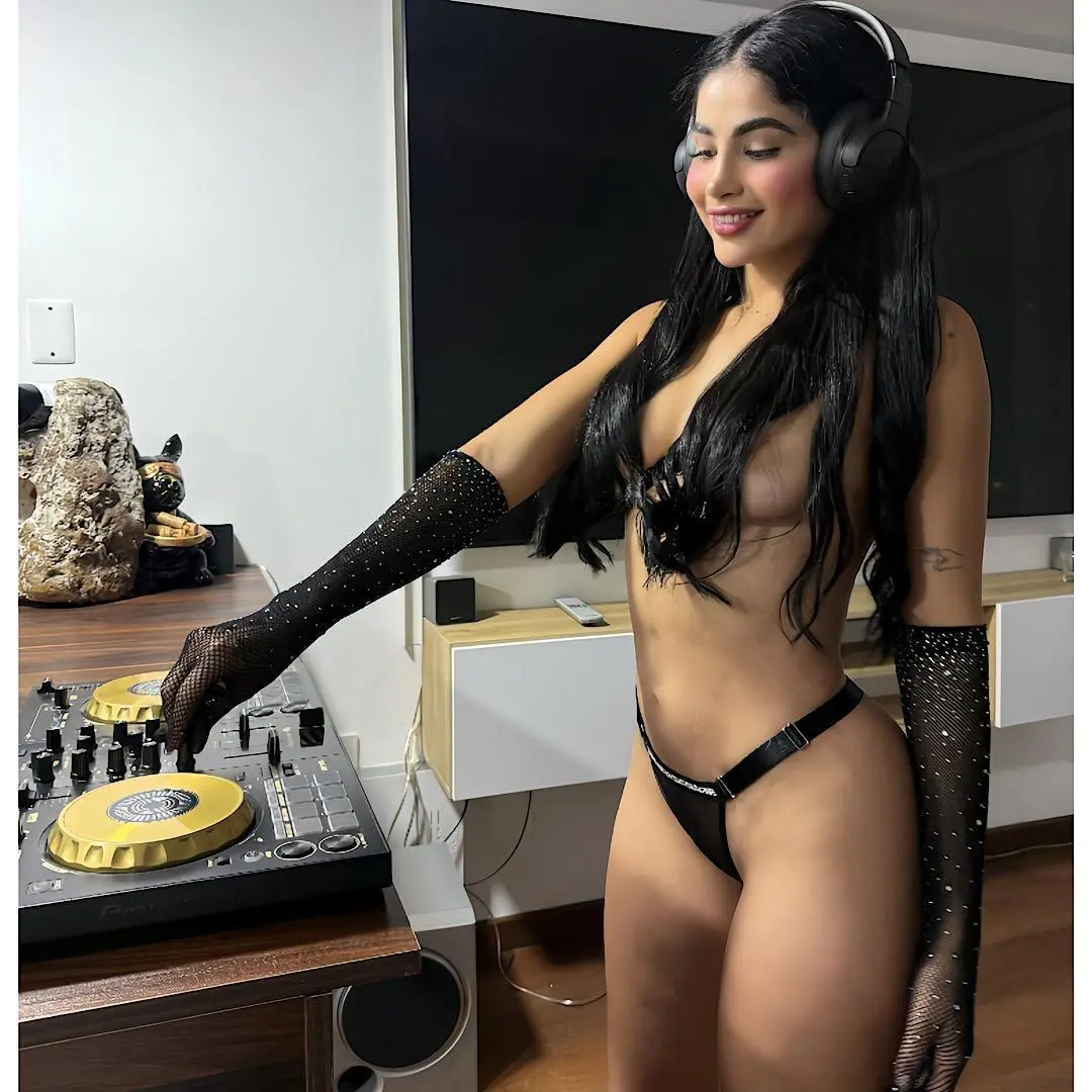 Sara hott sexy latina baby - zdjęcie profilowe, Warszawa