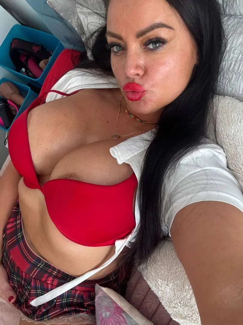 CYCATY MILF - zdjęcie 2