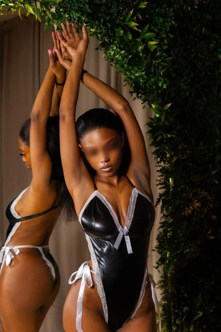 RIRI BE BOSS - zdjęcie profilowe, Warszawa