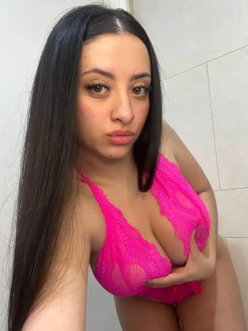 Kinia Anal - zdjęcie 3, Świecie